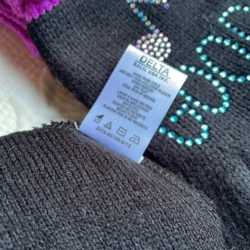 Y2K “Good Vibes” Beanie Hat & Gloves Embellished Music Notes - Black Pur…